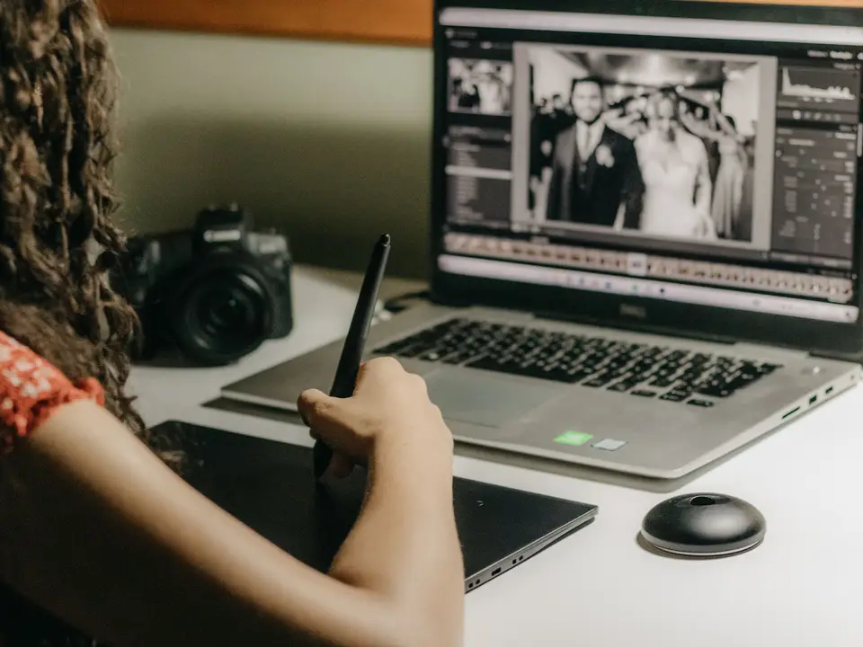 Editing a wedding gallery on a tablet